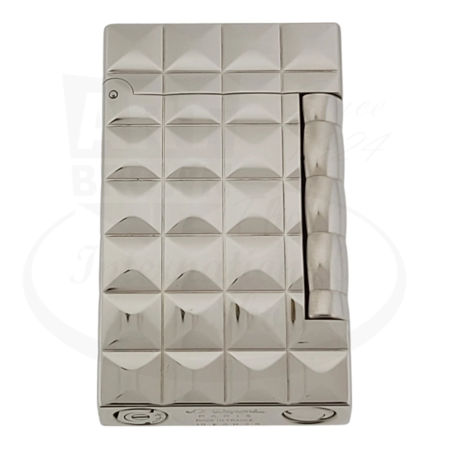 S.T. Dupont Line D Lighter with palladium finish quilted pattern, seen from the front.