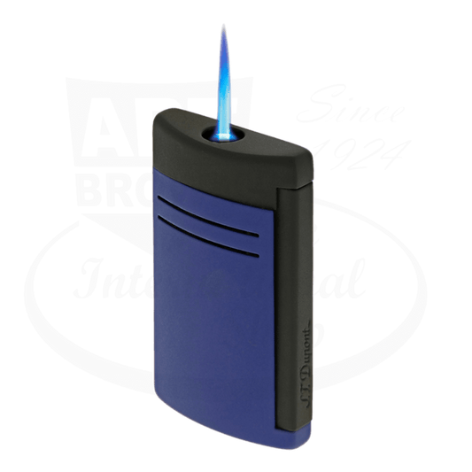 S.T. Dupont Maxijet 020161 chrome matte ocean blue lighter with black accents featuring jet flame technology and sleek curved design