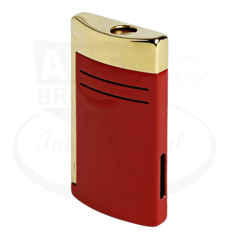 S.T. Dupont Maxijet 020174 chrome lacquer lighter in burgundy with golden finish, sleek curved design featuring torch flame function
