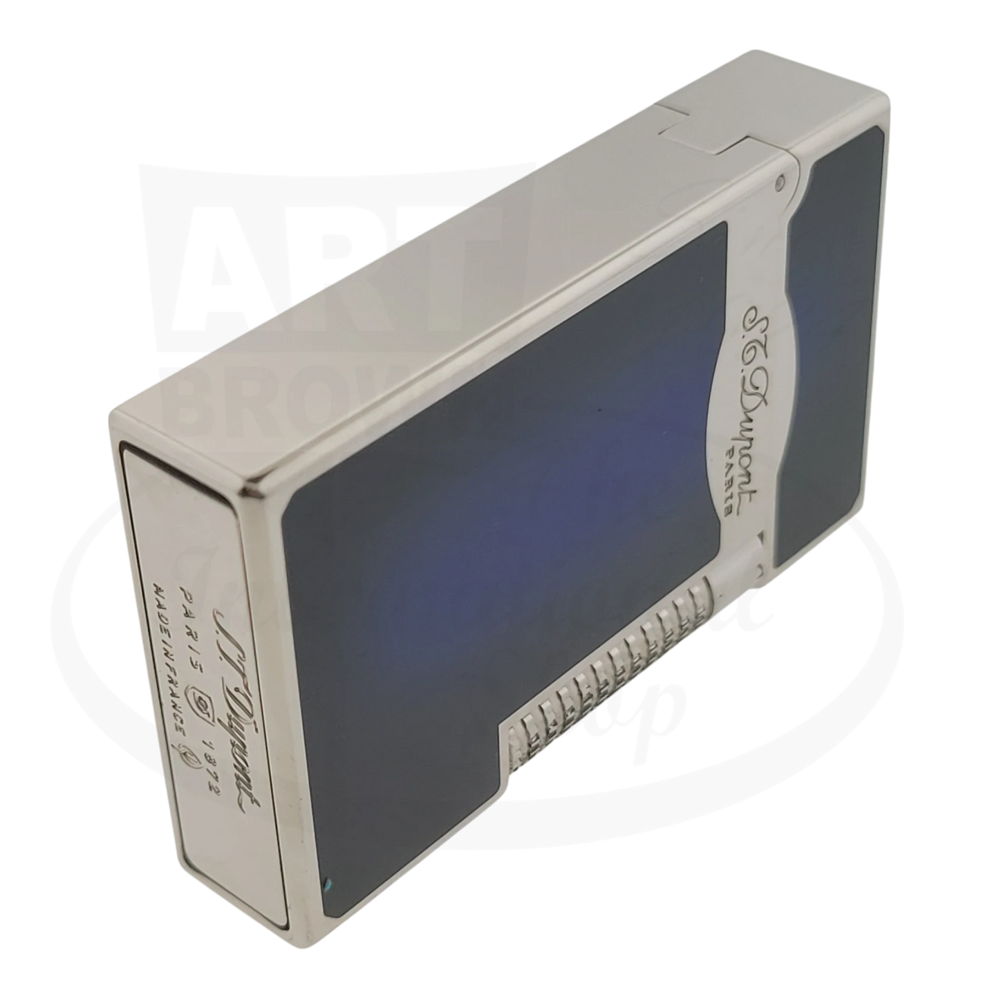 S.T. Dupont Le Grand 023013-D2 luxury lighter in sunburst blue lacquer with palladium finish, display model showing side view