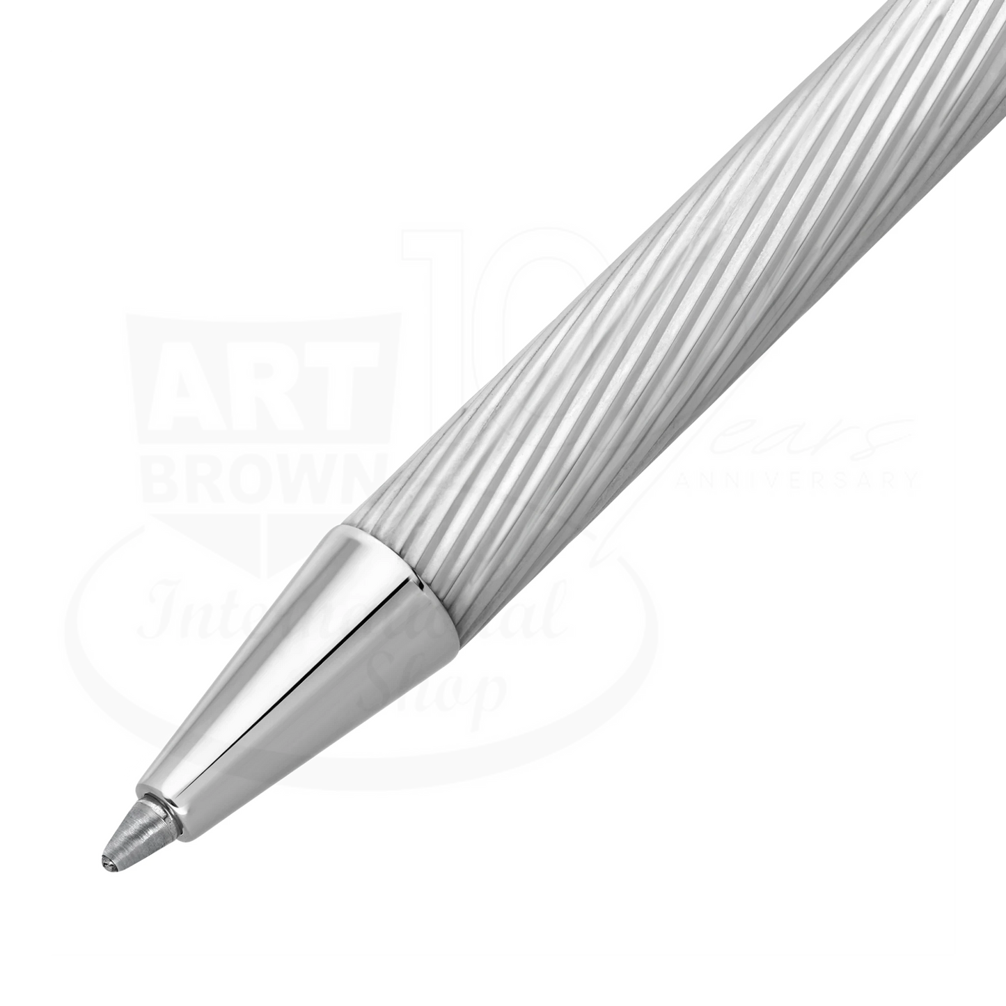 S.T. Dupont New Classique 045079N palladium ballpoint pen with diagonal engraved lines and polished tip close-up