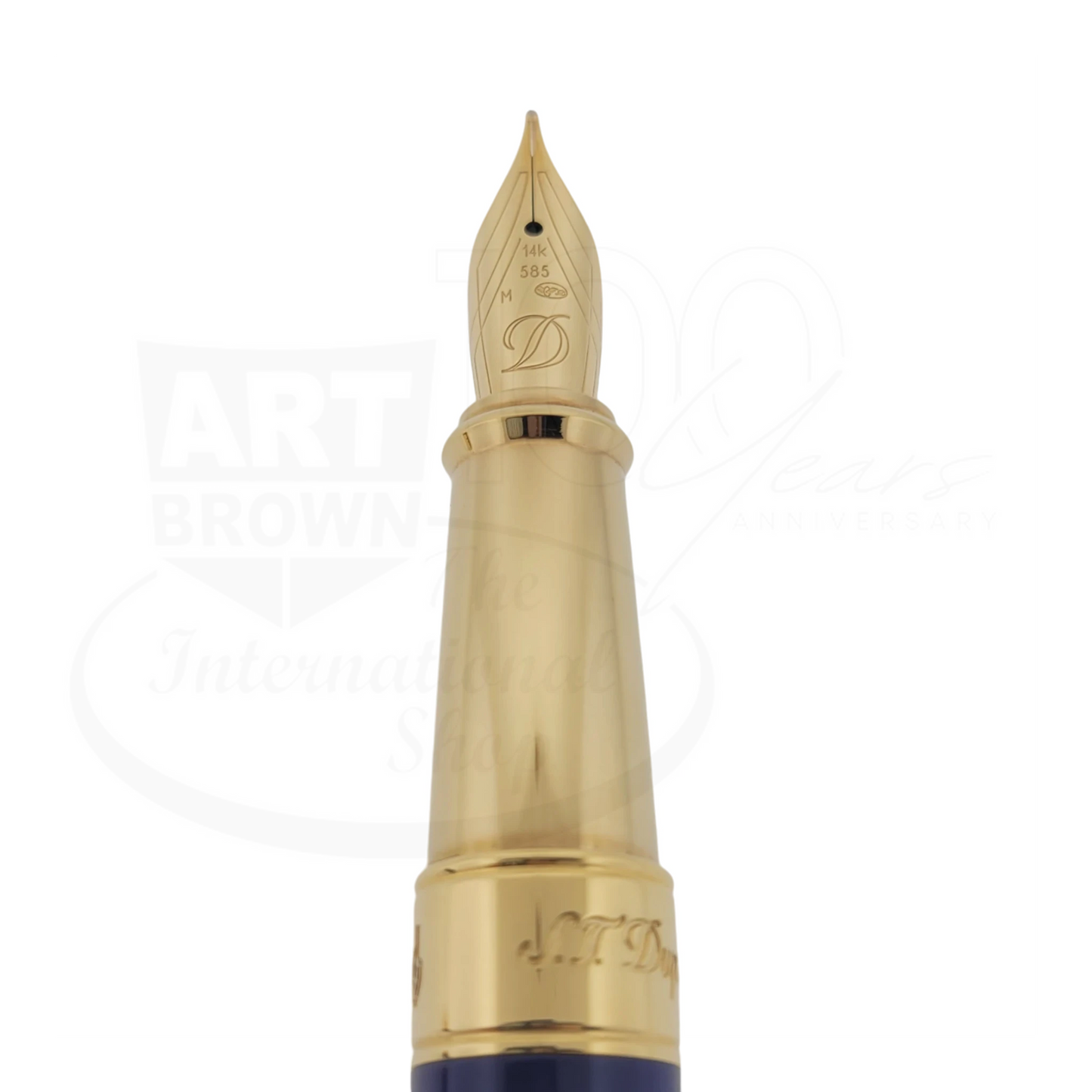 S.T. Dupont Line D Eternity 420005L 14K gold nib with engraved logo and shiny gold pen section close-up