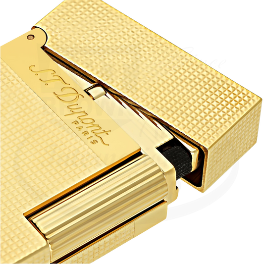 S.T. Dupont Ligne 2 Small Perfect Cling Gold Microdiamond Head Lighter C18692 gold-plated brass compact design