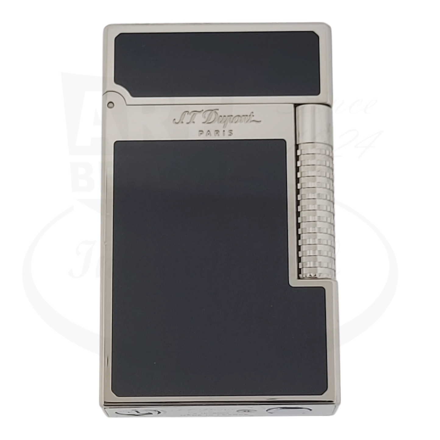 S.T. Dupont Le Grand C23010-D1 lighter in black lacquer and palladium finish, featuring dual-flame system and textured side ignition mechanism