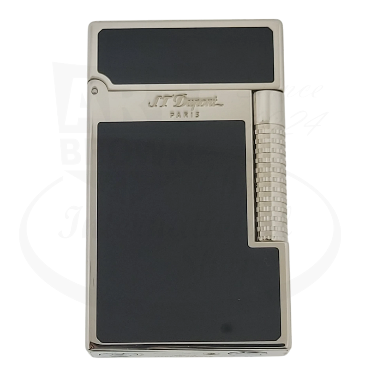 S.T. Dupont Le Grand C23010-D2 black lacquer and palladium lighter with dual flame system, rectangular body featuring textured side ignition