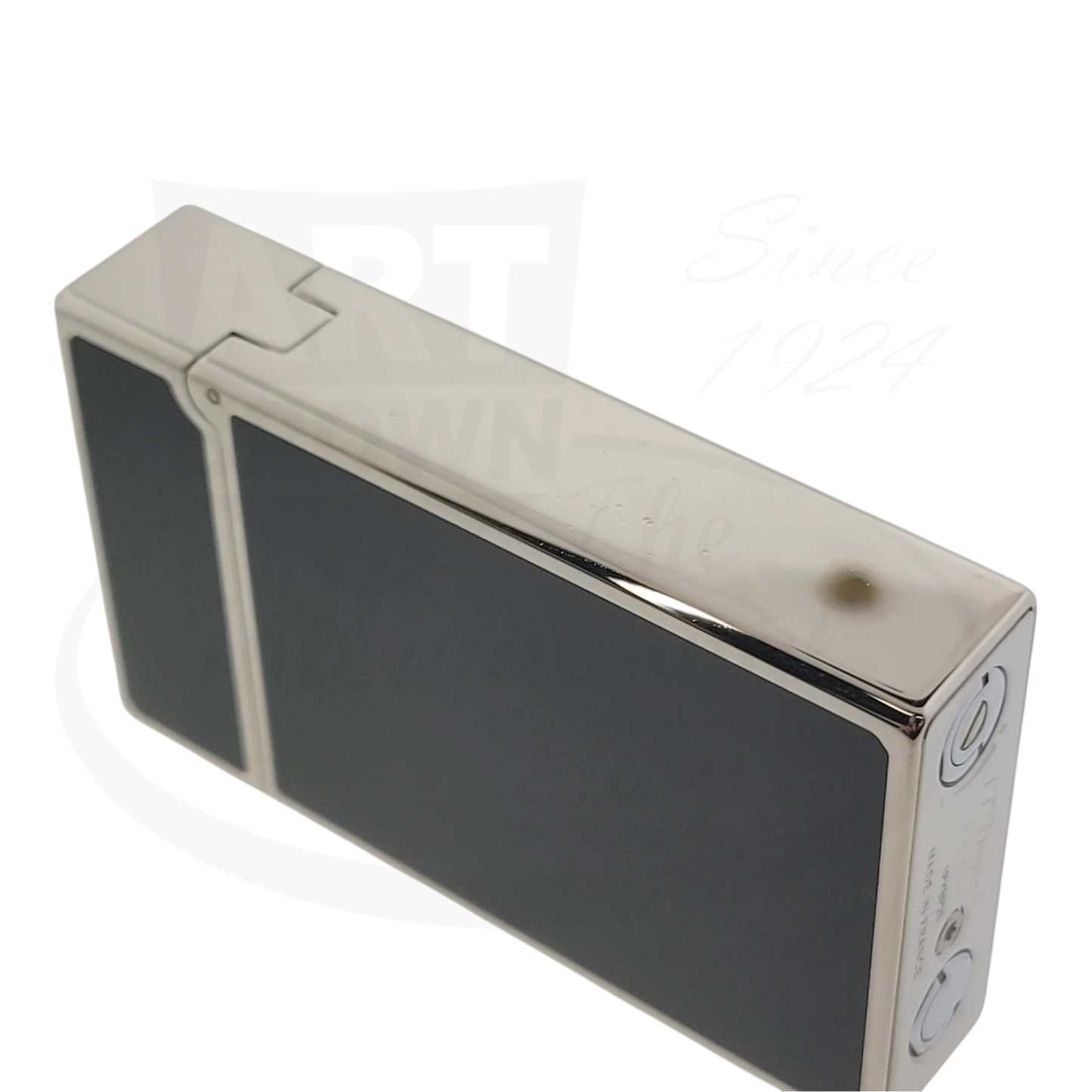 ST Dupont Le Grand C23010-D3 black lacquer and palladium lighter, dual flame system, rectangular body with metallic trim, display model