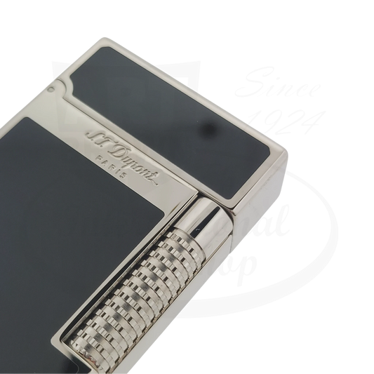 S.T. Dupont Le Grand C23010-D3 black lacquer and palladium brass lighter featuring textured roller ignition and dual flame system, display model