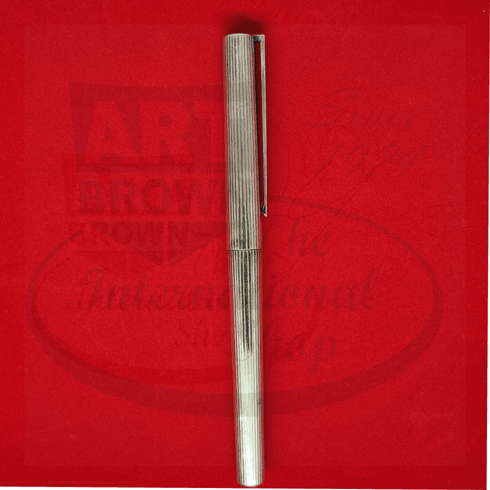 Preowned Refurbished S.T. Dupont Classique Sterling Silver Vertical Lines Fountain Pen
