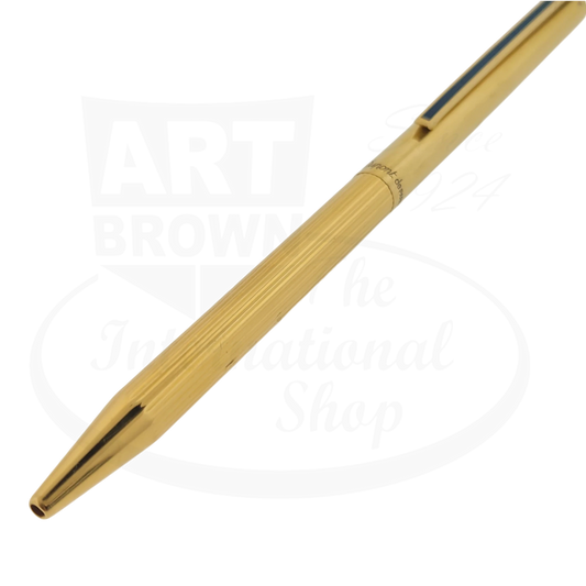 Close up view of S.T. Dupont Classique Vermeil ballpoint pen tip.