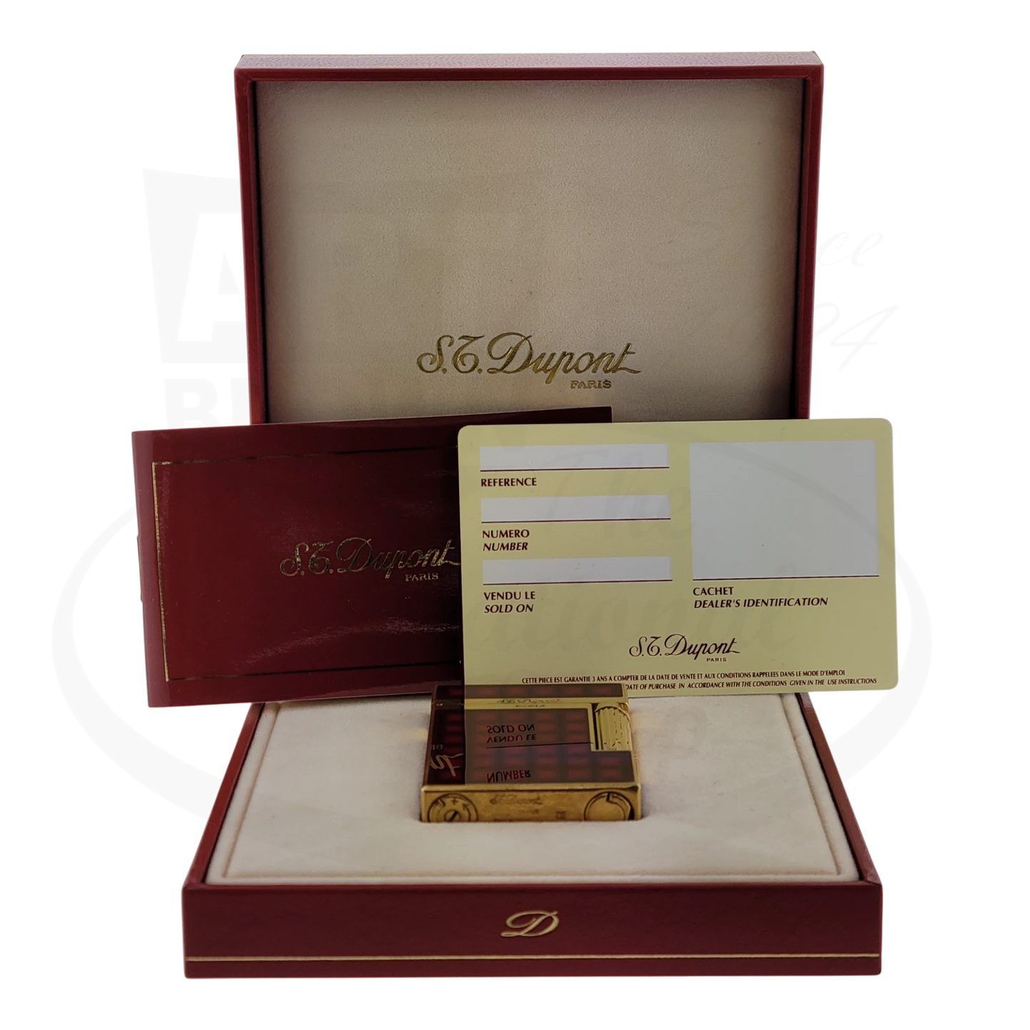 S.T. Dupont Preowned Ligne 2 Vertigo V1 016512 gold-plated lighter with red lacquer, dented bottom, original box and papers