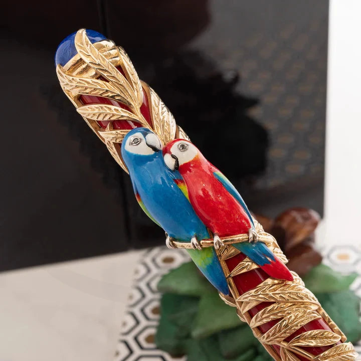 Close up of details on S.T. Dupont Haute creation Parrot pen.