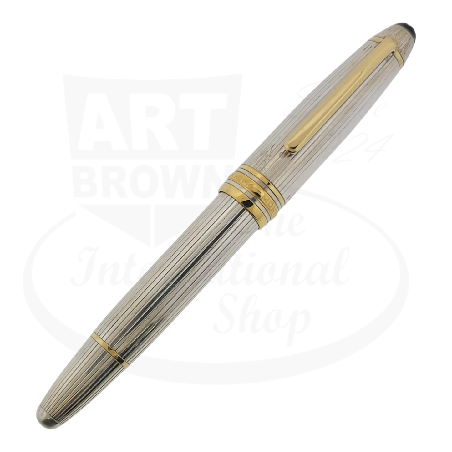 Montblanc Meisterstuck 146 sterling silver fountain pen with vertical line pattern, gold-plated trim and black nib point