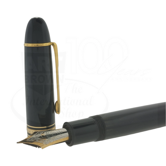 Preowned Montblanc Mesiterstuck 149 Black & Gold Medium Fountain Pen, Montblanc-34