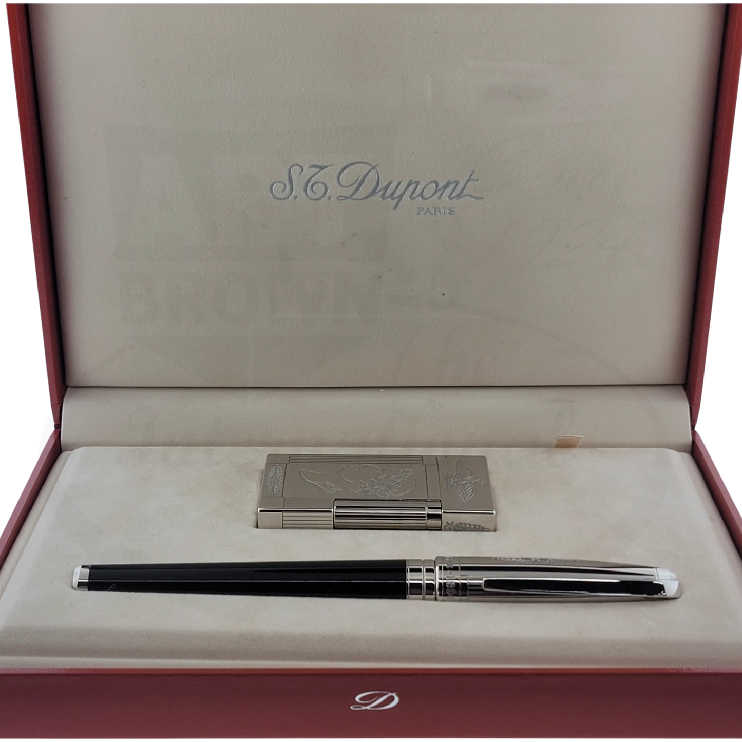 ST Dupont Napoleon Bonaparte palladium collectors set with black lacquer fountain pen and engraved lighter in red display box