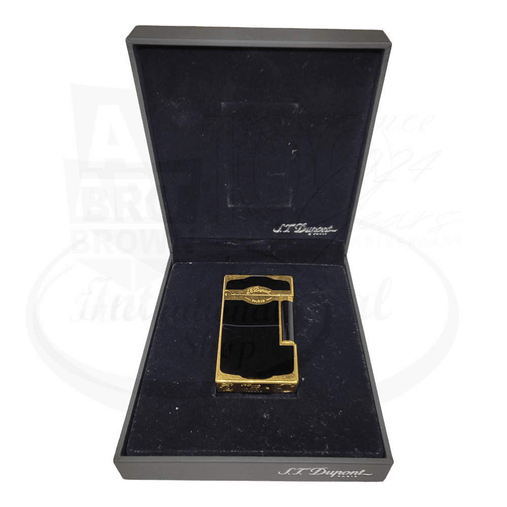 Refurbished S.T. Dupont Oscuro, Black Lacquer and Gold, 016513