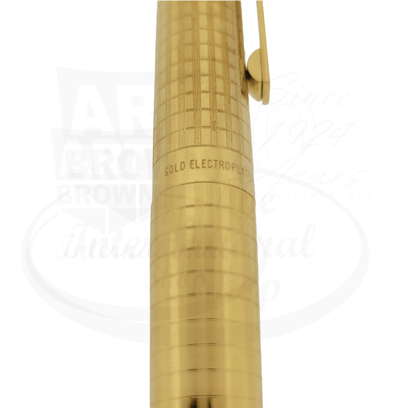 Preowned Sheaffer 14k Gold Fountain Pen Engraved Grid Pattern