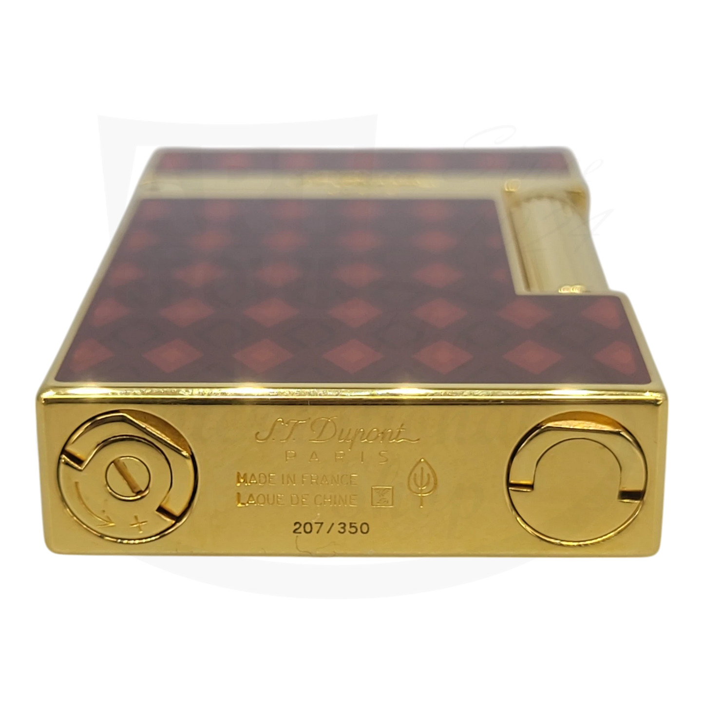 ST Dupont Ligne 2 Vertigo II gold-plated luxury lighter with burgundy diamond lacquer pattern, numbered 207/350, showing base details