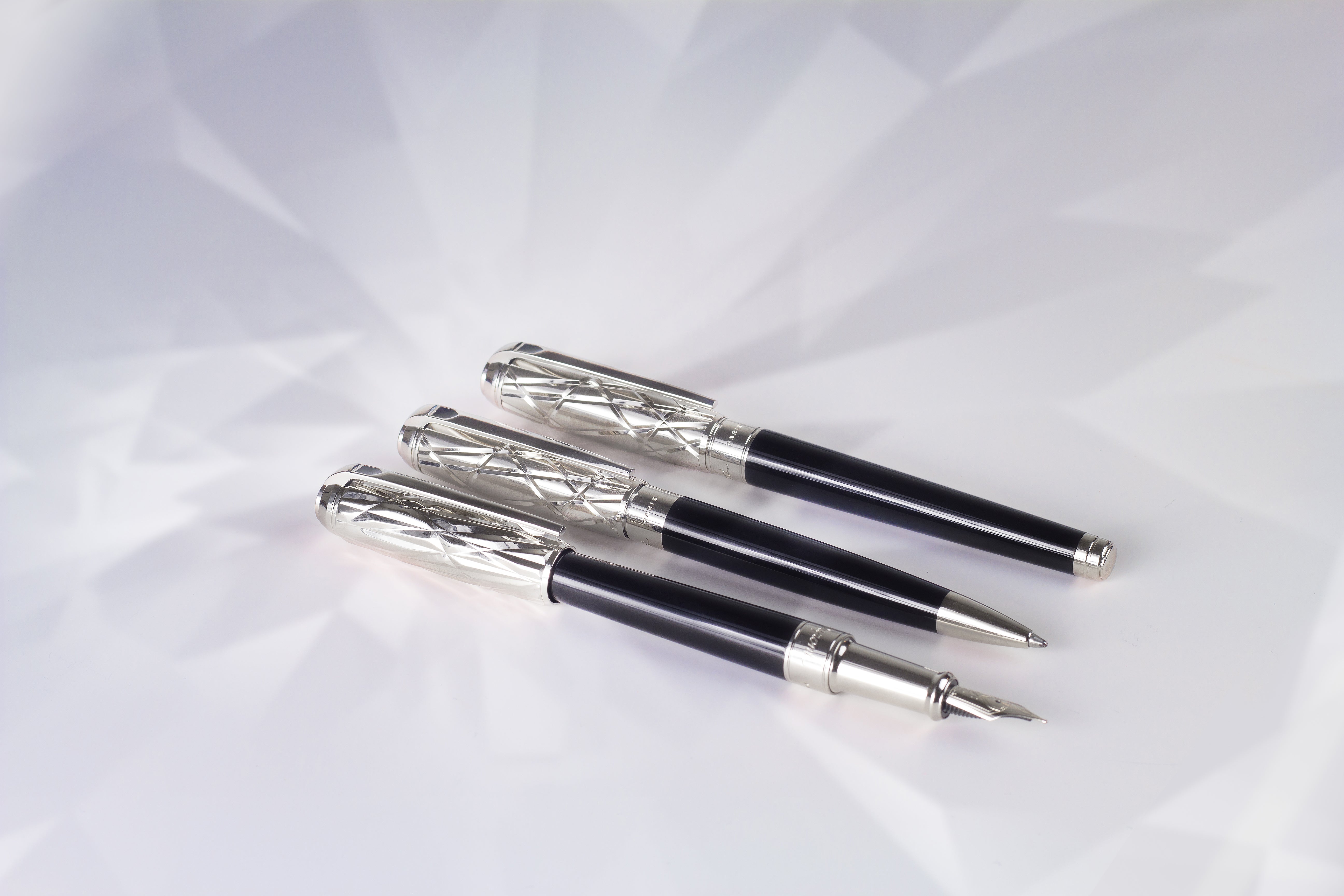 Where to Start: An Introduction to Different Pen Types – Art Brown