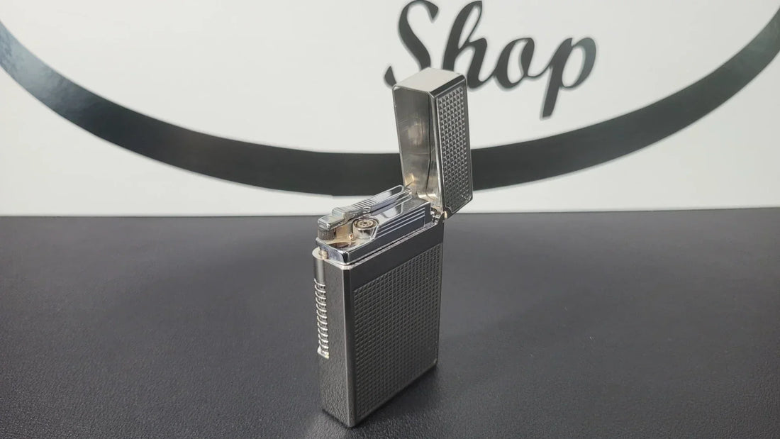 S.t. Dupont old generation le grand lighter with top opened exposing ignition mechanism