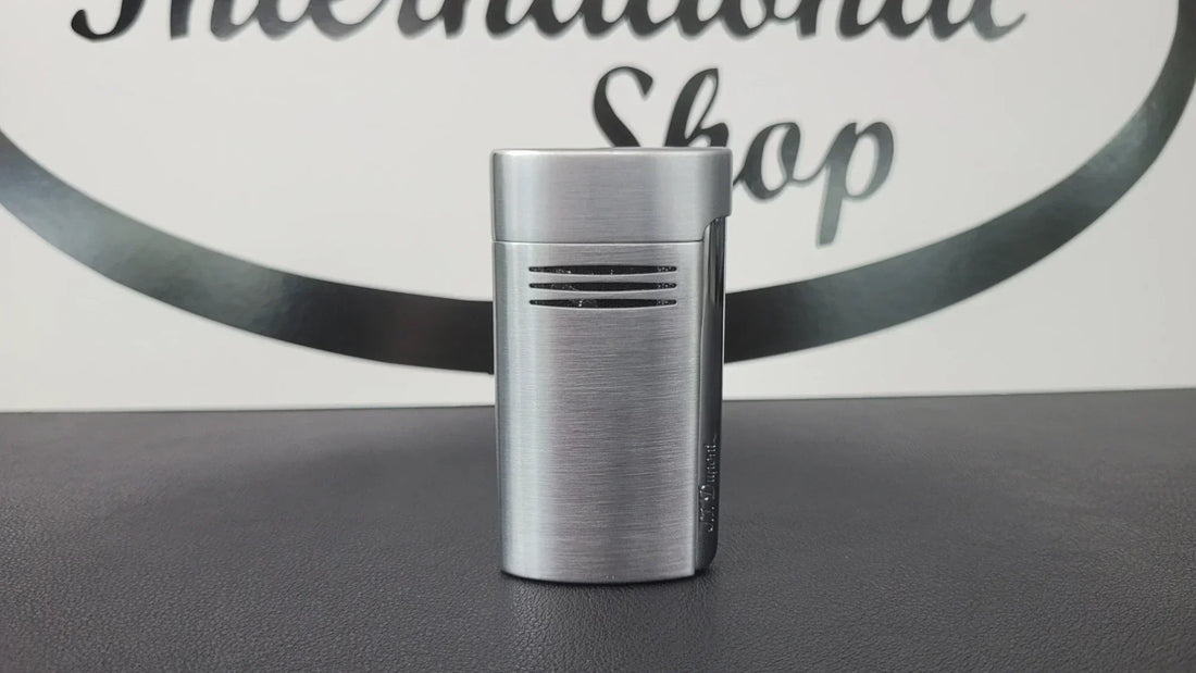 S.t. Dupont megajet jet lighter with chrome finish.