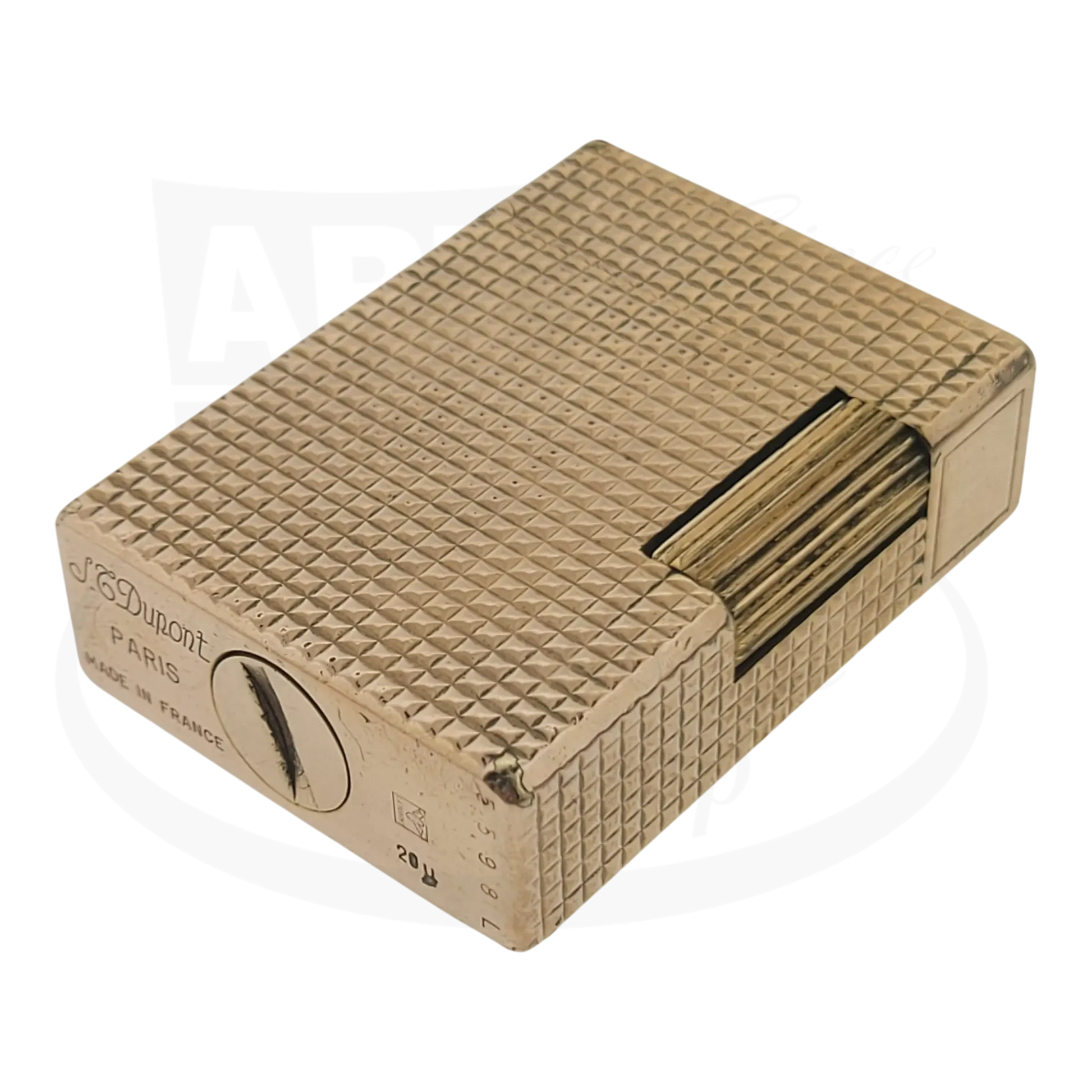 Vintage S.T. Dupont Ligne 1 BS 012110 gold metal lighter with diamond head pattern and engraved details