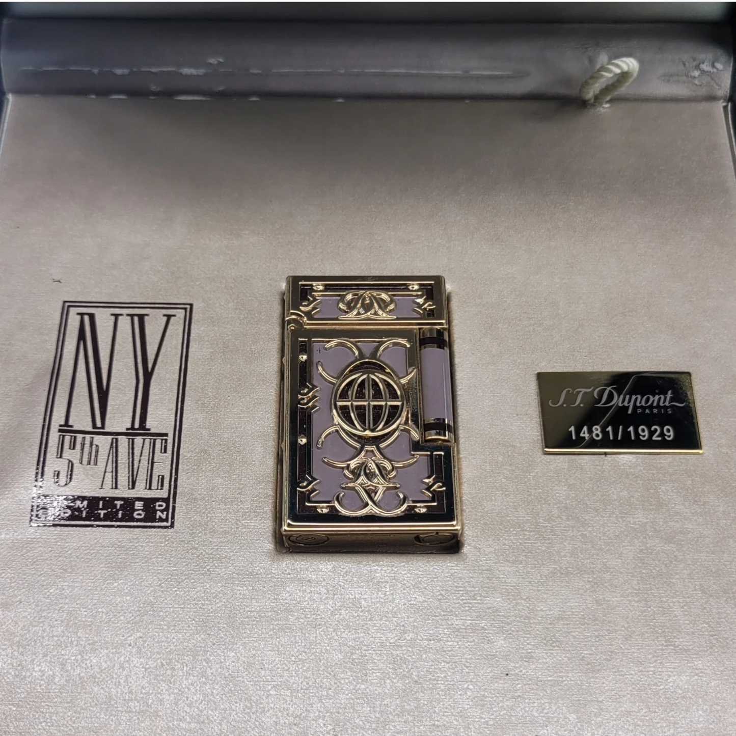 S.T. Dupont Limited Edition Ligne 2 5th Avenue Lighter, 016005
