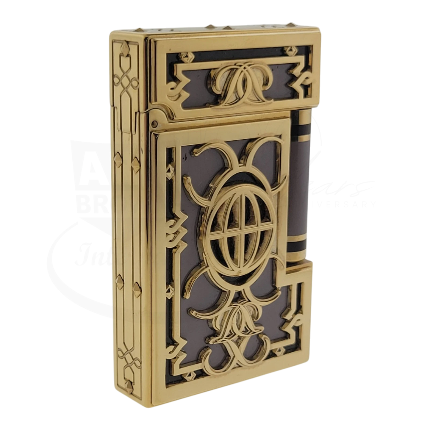 S.T. Dupont Limited Edition Ligne 2 5th Avenue Lighter, 016005