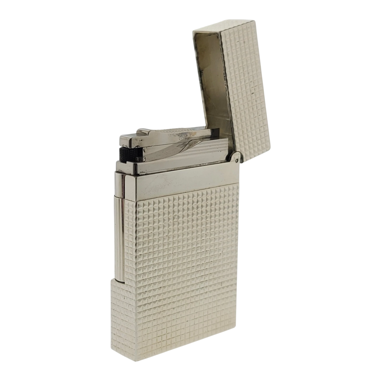 Preowned S.T. Dupont Ligne 2 Diamond Head Silver Lighter, 016184-D1