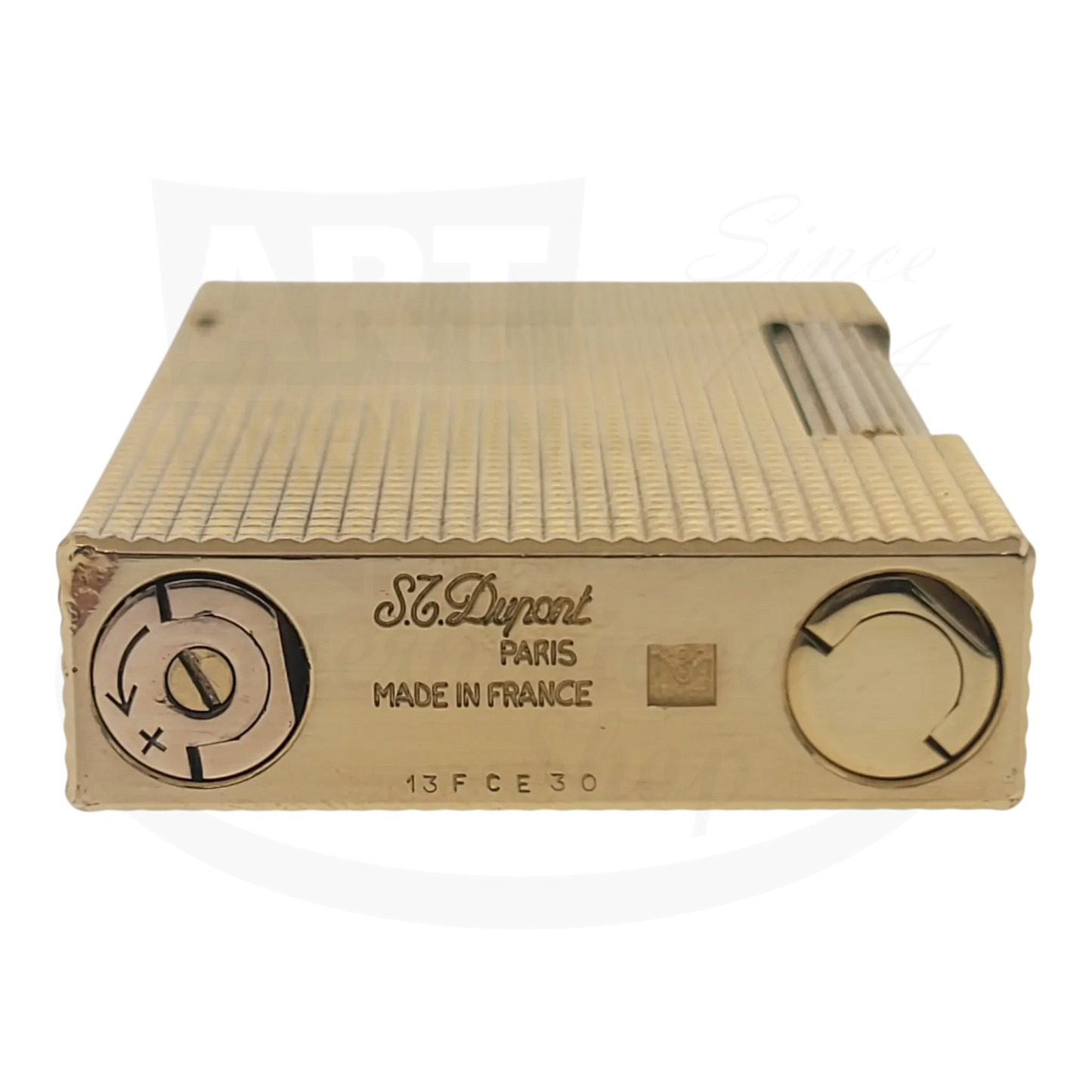 S.T. Dupont Ligne 2 016211 gold metal lighter with diamondhead pattern and engraved branding details