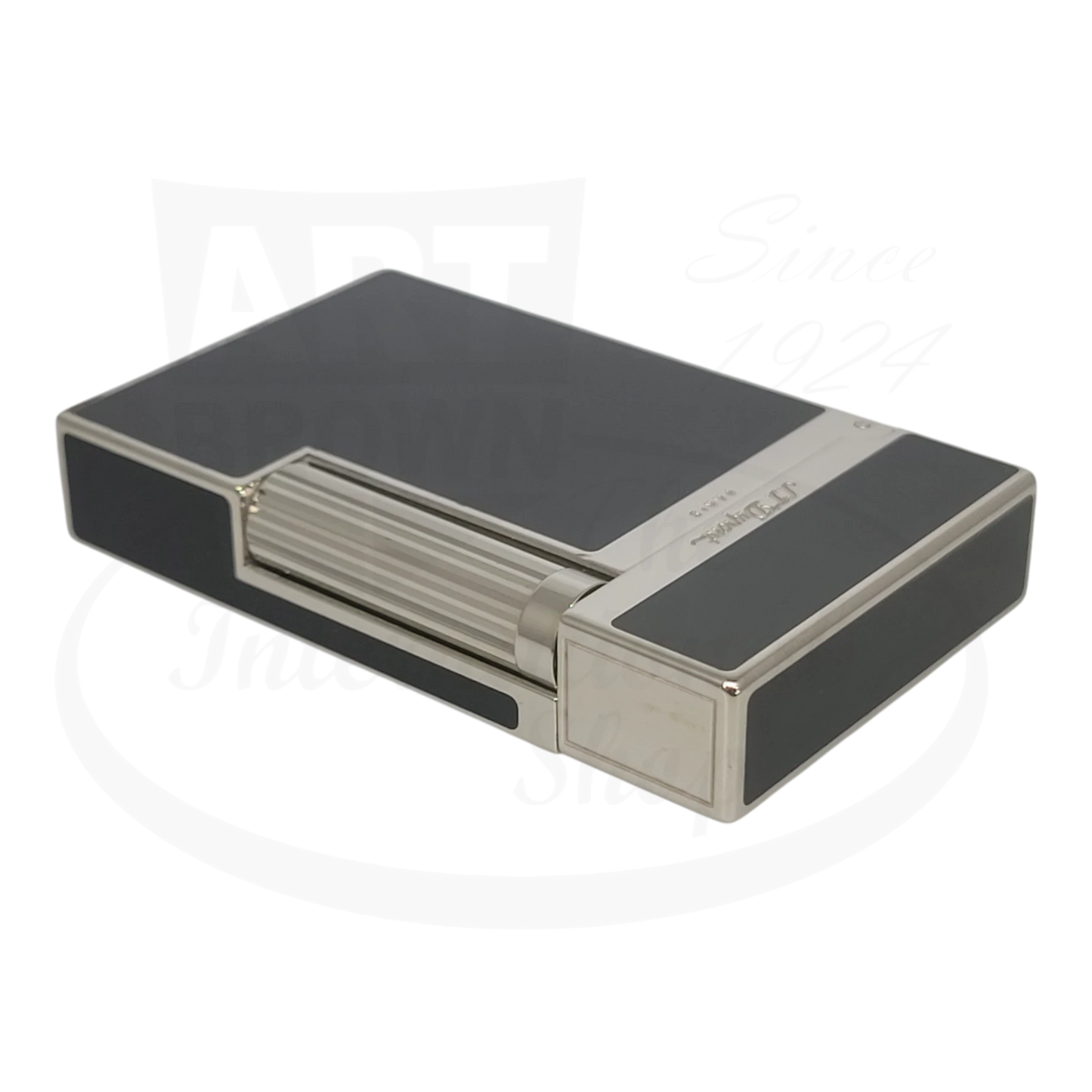 S.T. Dupont Ligne 2 Montparnasse 016296-D3 black lacquer palladium trim rectangular lighter with sleek design