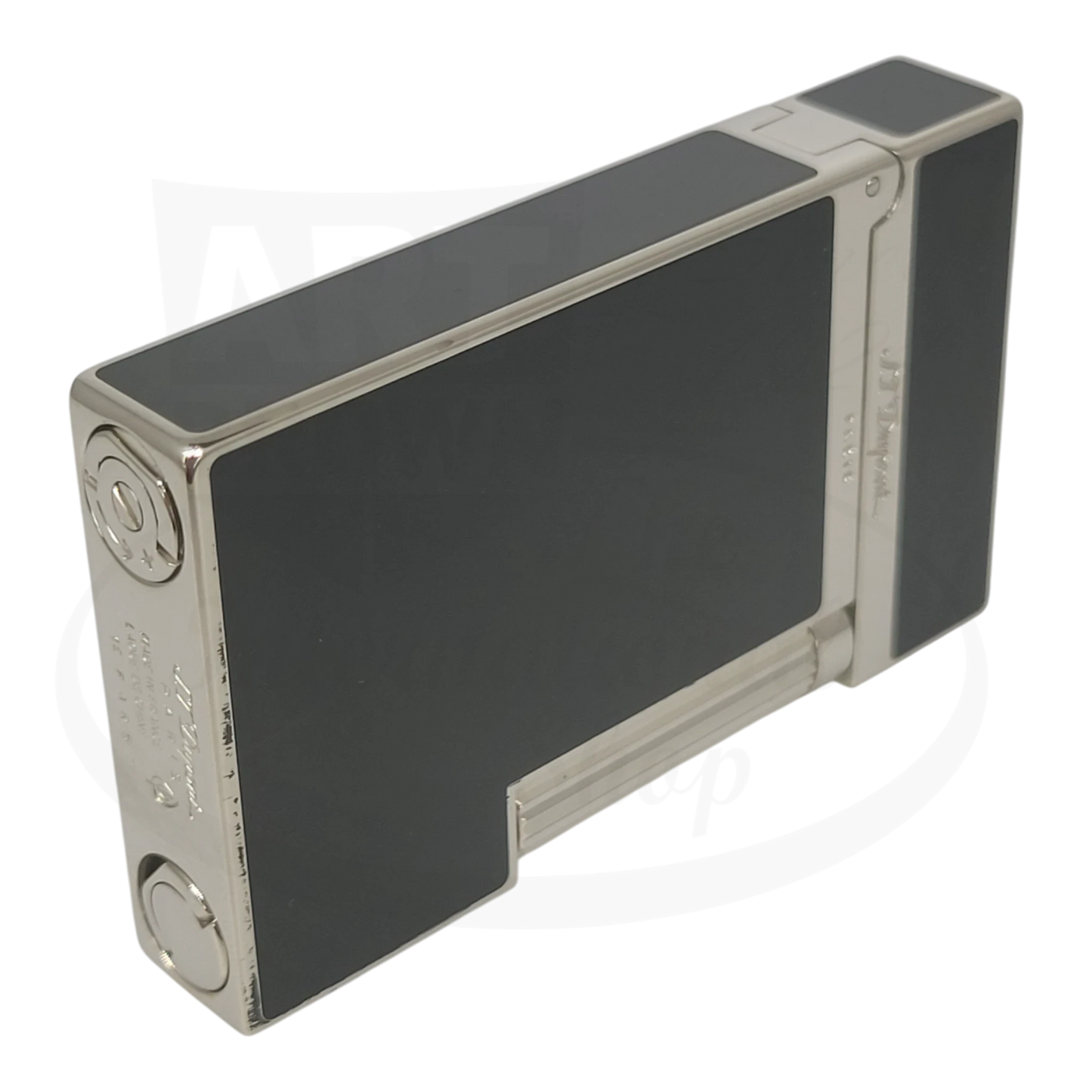 Preowned S.T. Dupont Ligne 2 Montparnasse 016296-D3 black Chinese lacquer and palladium lighter with scratches