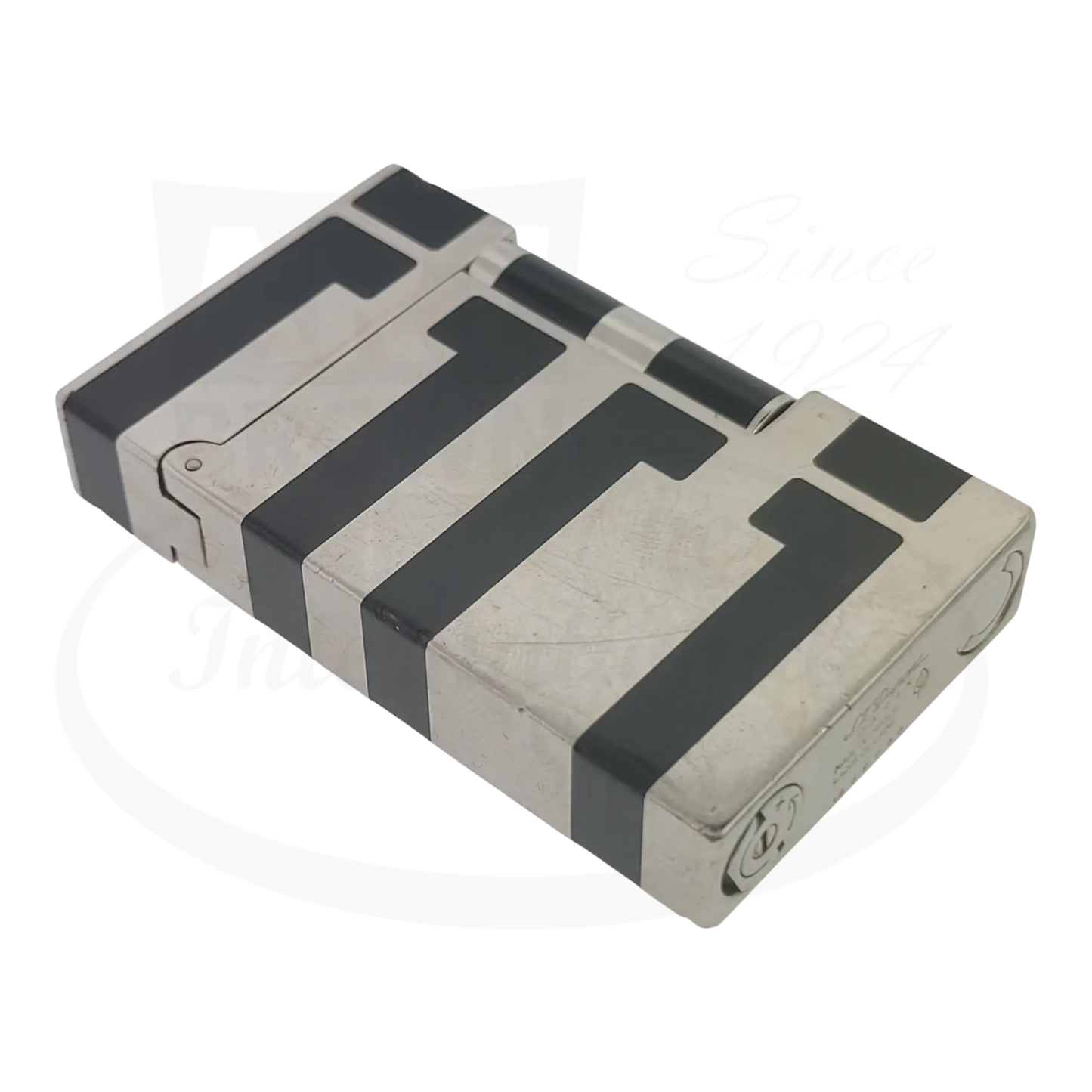 S.T. Dupont Ligne 2 016742 palladium and black lacquer preowned lighter with scratches and wear marks