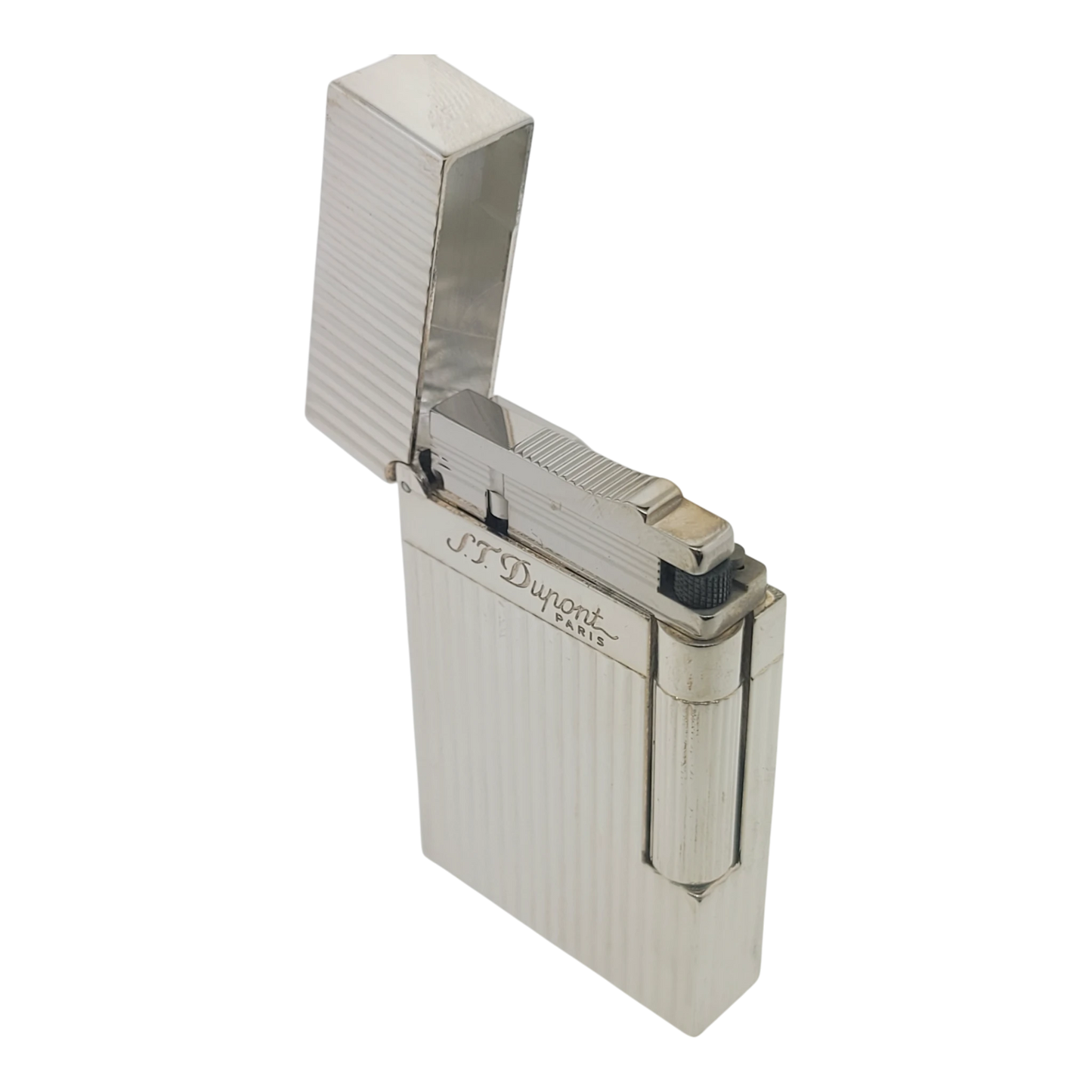 S.T. Dupont Display Model Ligne 2 Vertical Lines Silver Lighter, 016817-D3