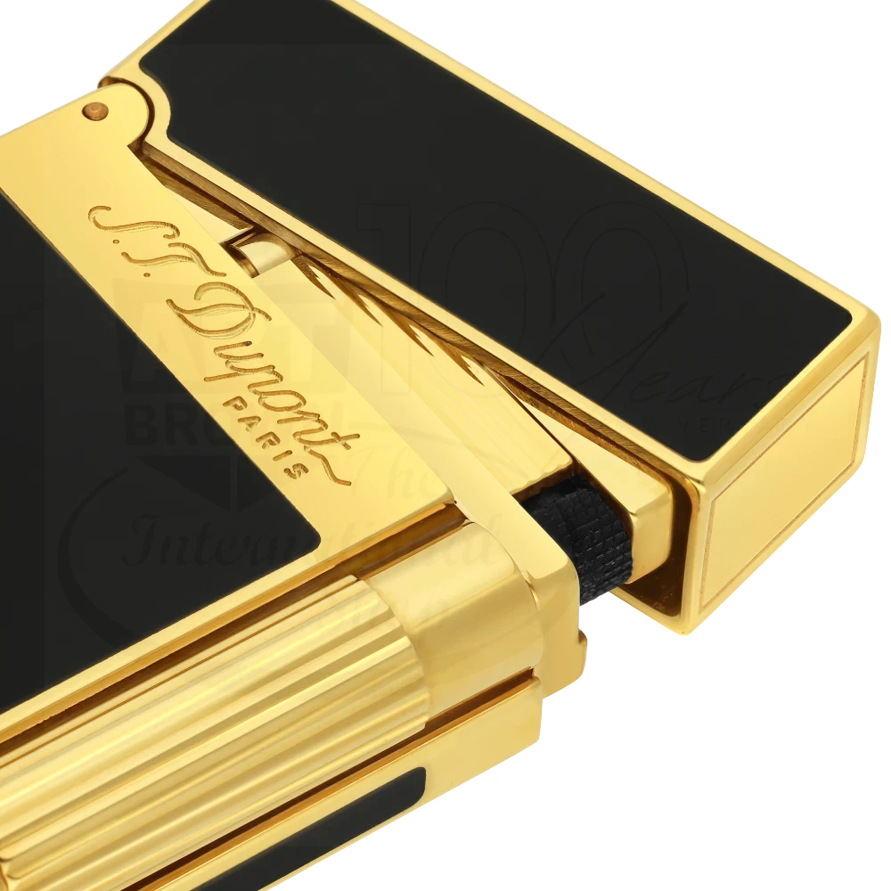 S.T. Dupont Ligne 2 Black and Gold Natural Lacquer Lighter 016884 gold lacquer black top square view angle two