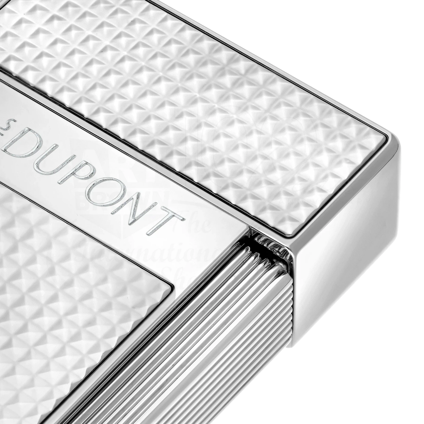 S.T. Dupont Biggy Chrome Diamond Head lighter 025210 with polished chrome and textured diamond head design