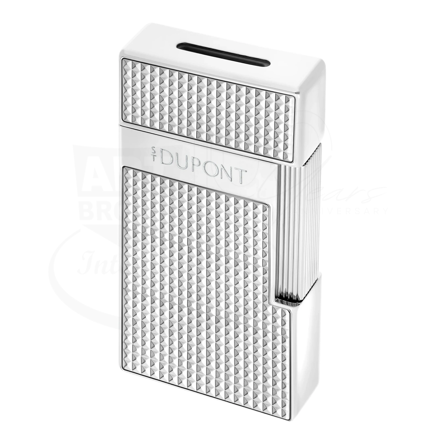 S.T. Dupont Biggy Chrome Diamond Head lighter 025210 with polished chrome finish and textured diamond pattern