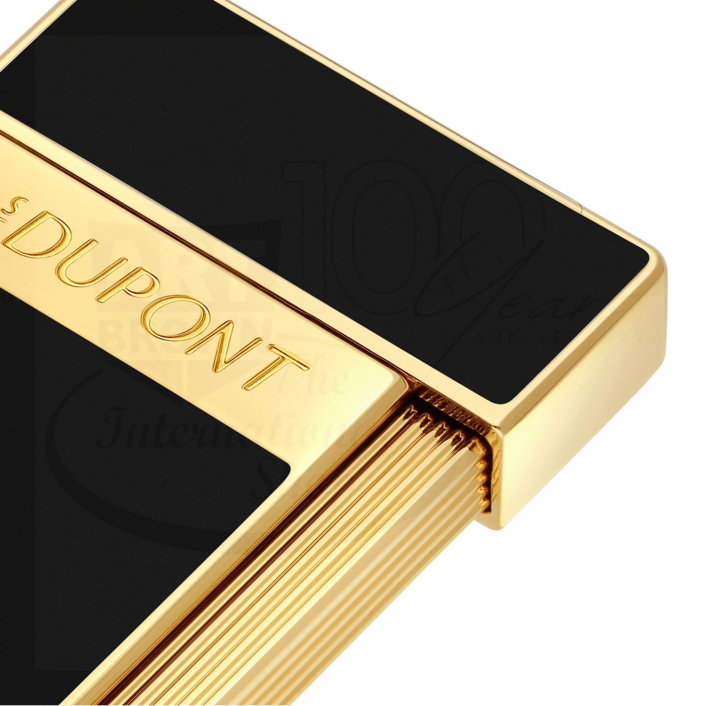 S.T. Dupont Slimmy Black Lacquer & Gold Lighter, 028222
