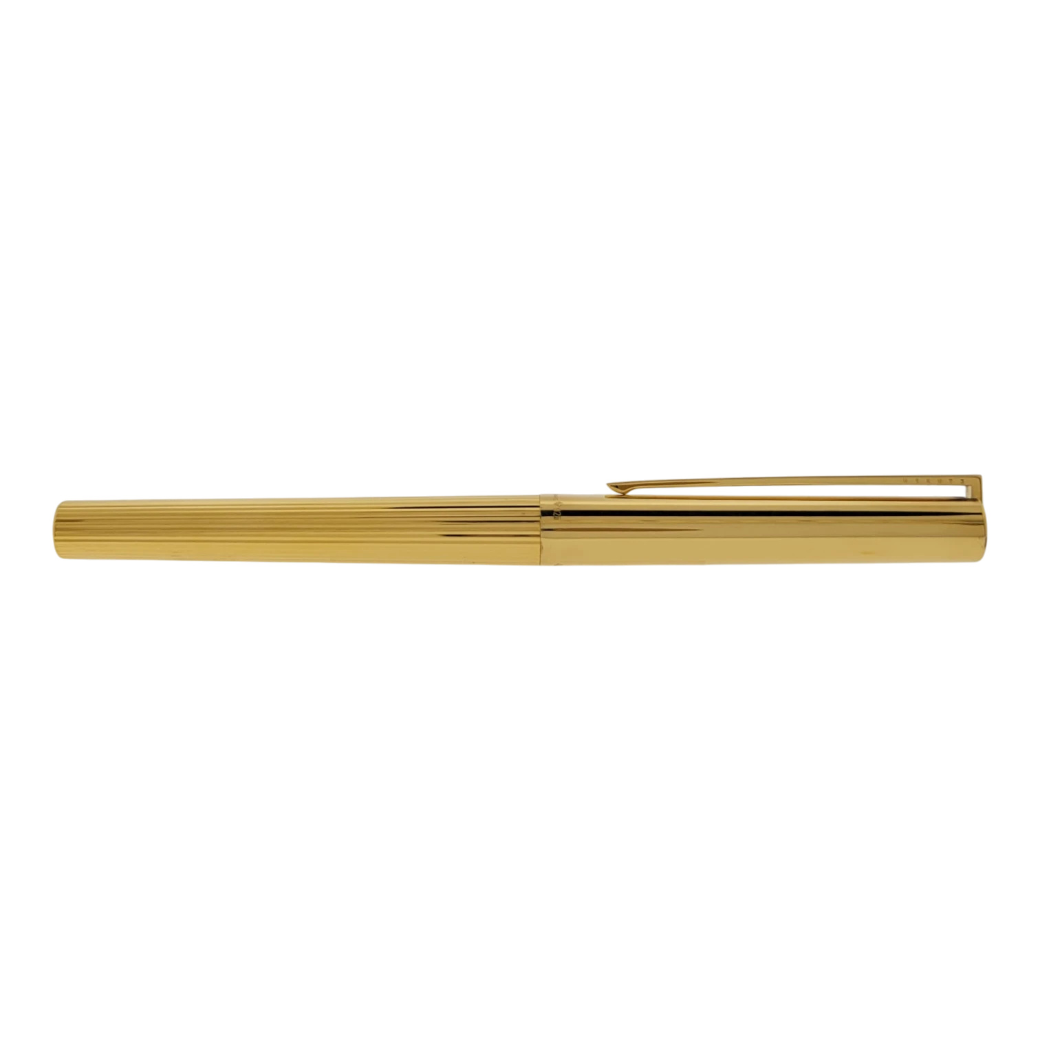 S.T. Dupont Classique 041074 18K gold fountain pen in gold with vertical lines and black lacquer clip
