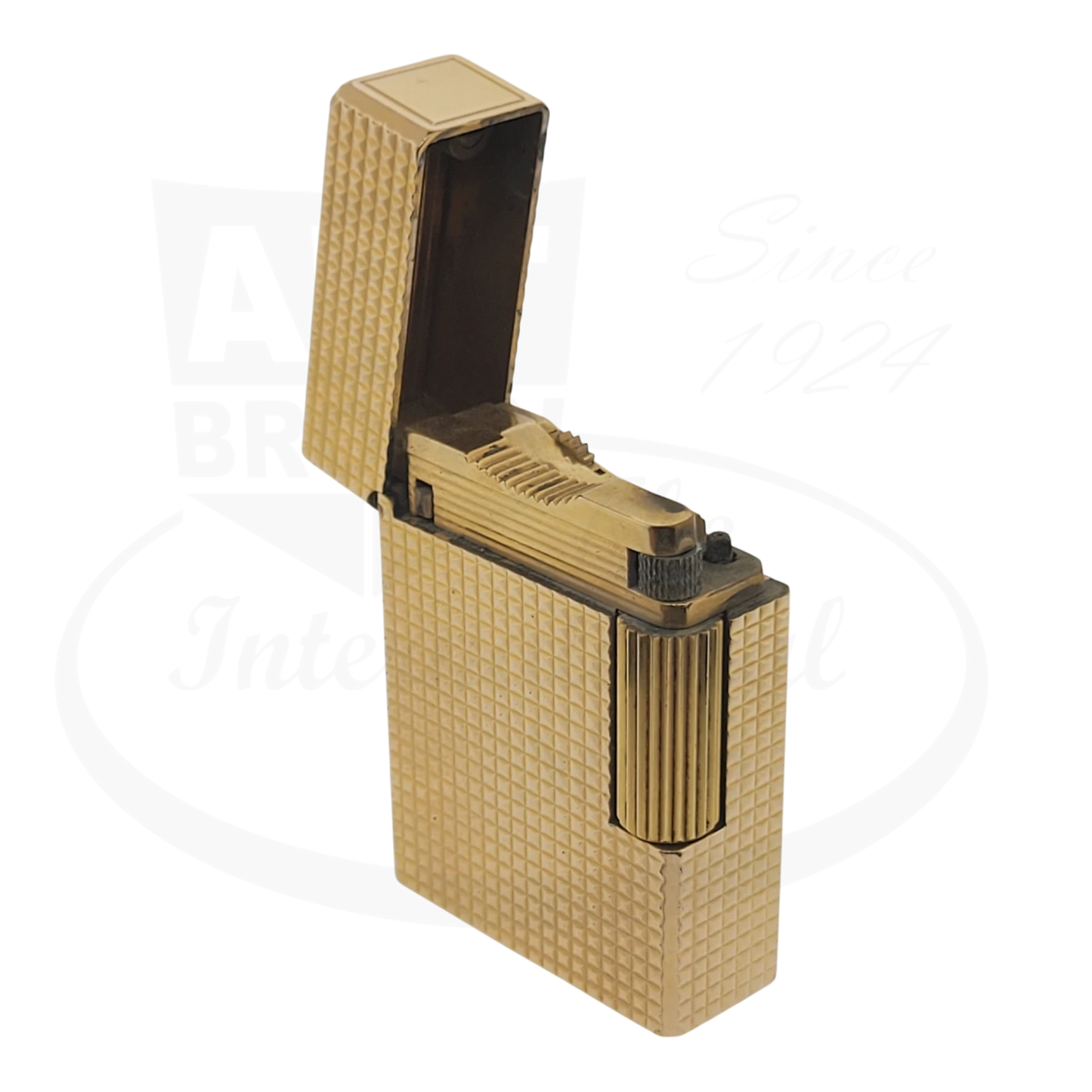 Preowned Vintage S.T. Dupont Ligne 1 Small BS Gold Diamondhead 012110-D2 gold plated lighter with textured finish