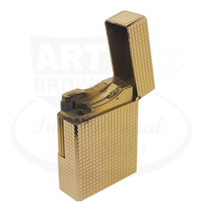 Preowned Vintage S.T. Dupont Ligne 1 Small BS Gold Diamondhead 012110-D2 gold plated metal lighter open lid