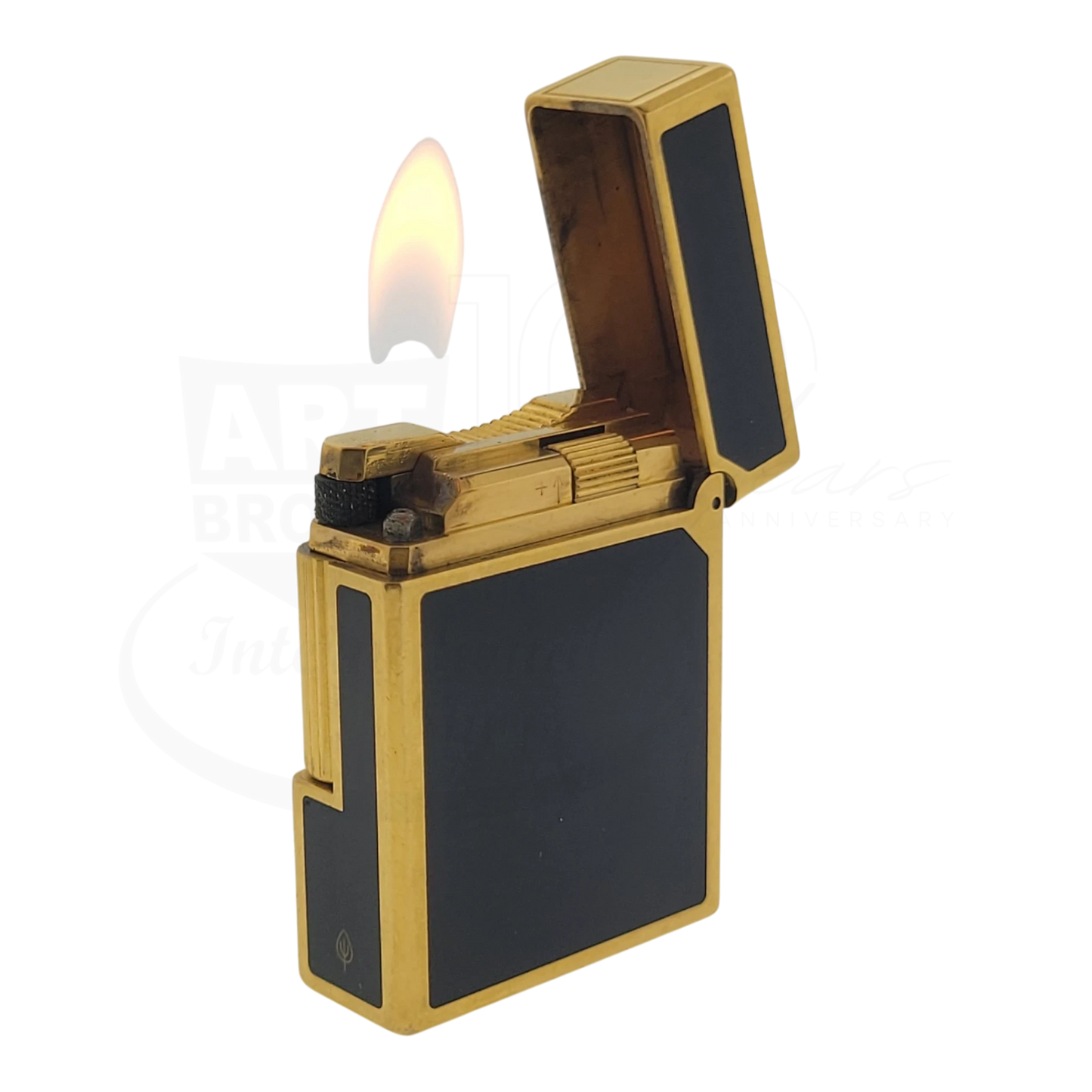 Preowned Vintage S.T. Dupont Ligne 1 BR Black Lacquer & Gold Lighter, 013575