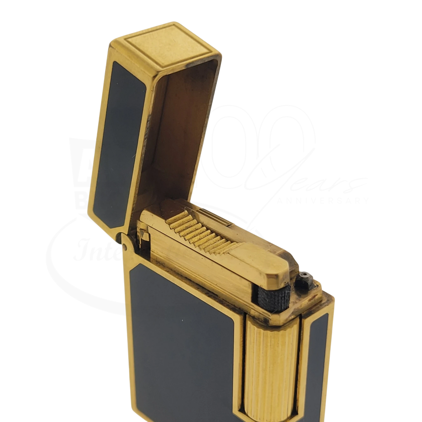 Preowned Vintage S.T. Dupont Ligne 1 BR Black Lacquer & Gold Lighter, 013575
