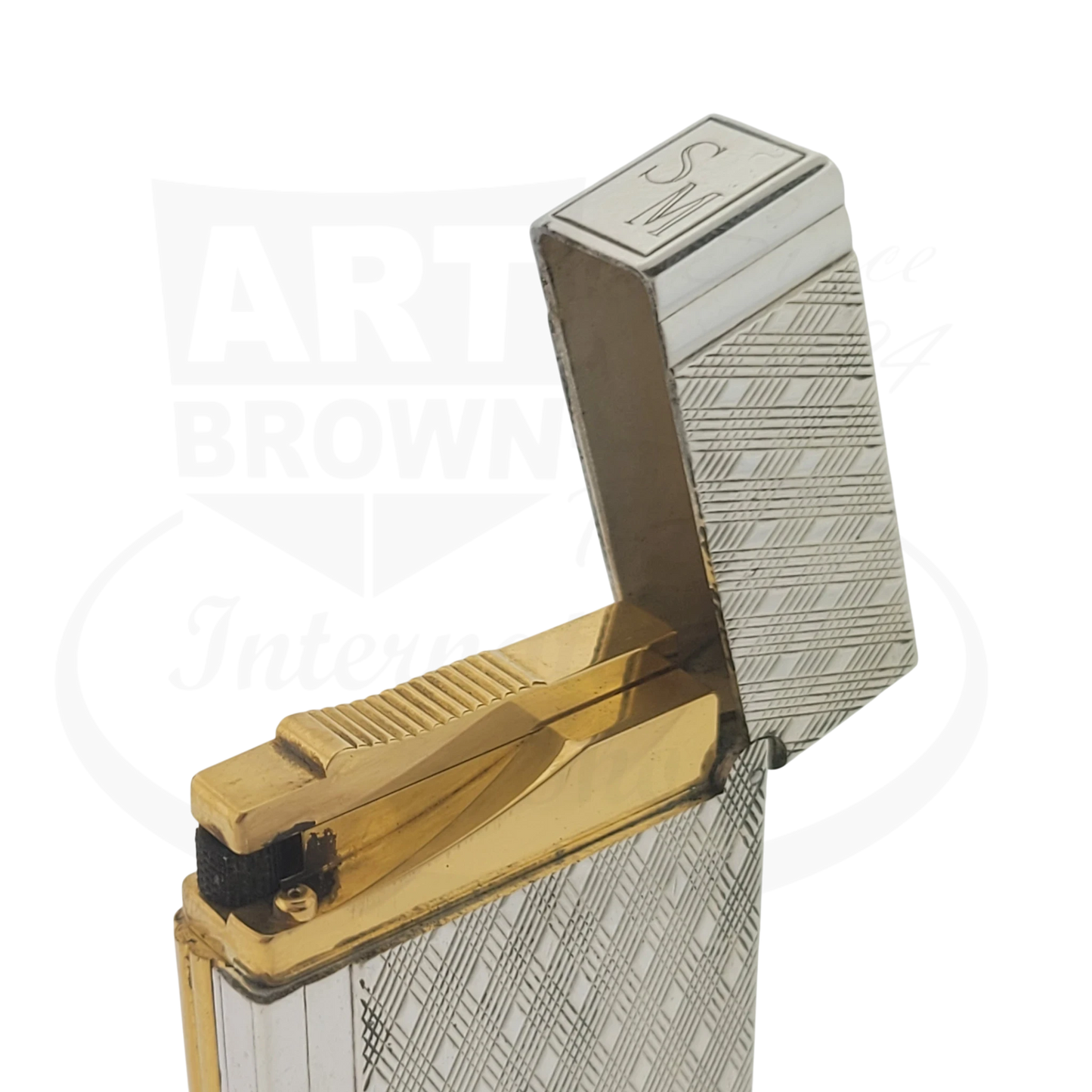 S.T. Dupont Gatsby Écossais 018102 palladium and gold lighter with engraved checkered pattern and open lid