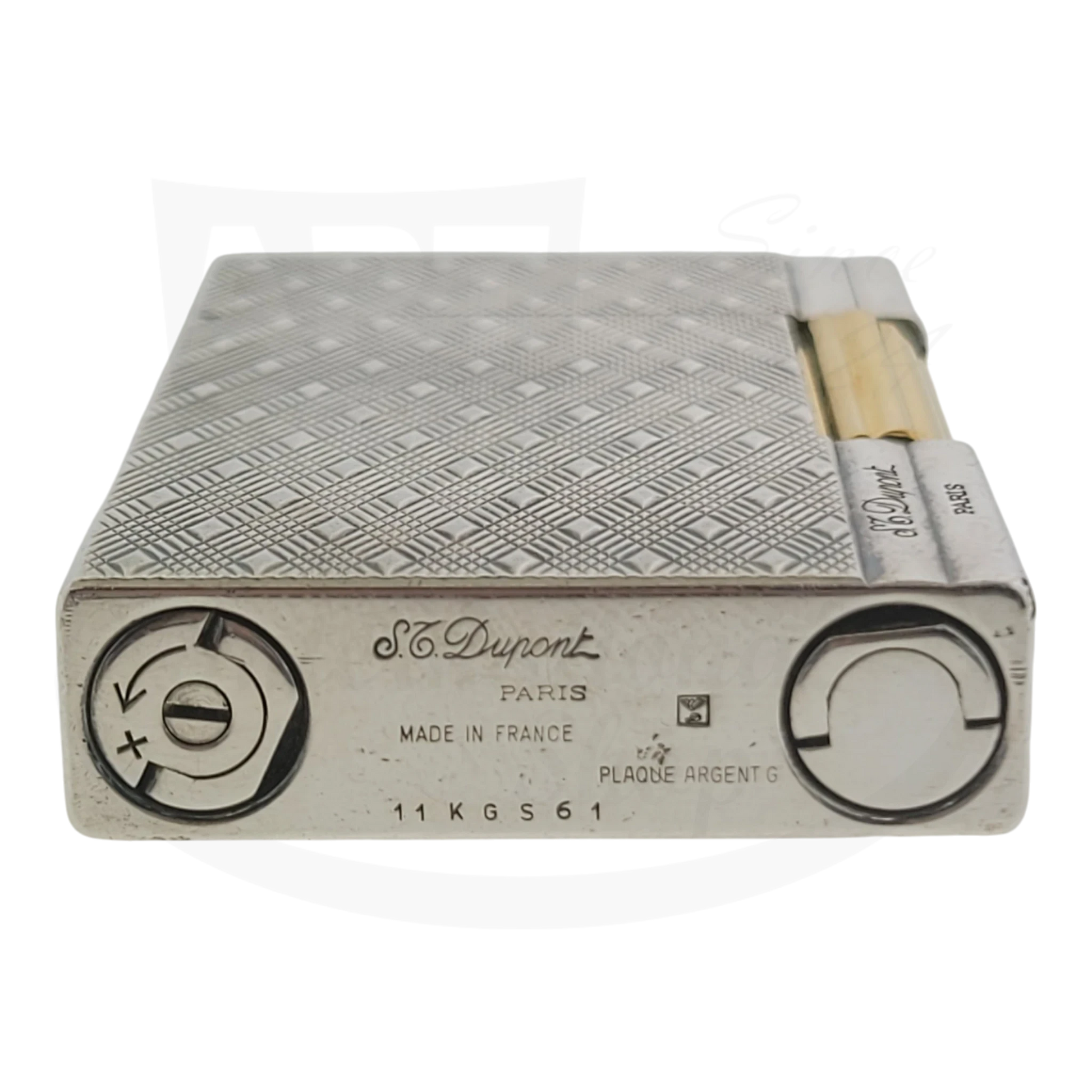 S.T. Dupont Gatsby Écossais 018102 Scottish palladium and gold lighter with textured pattern and engraved base markings