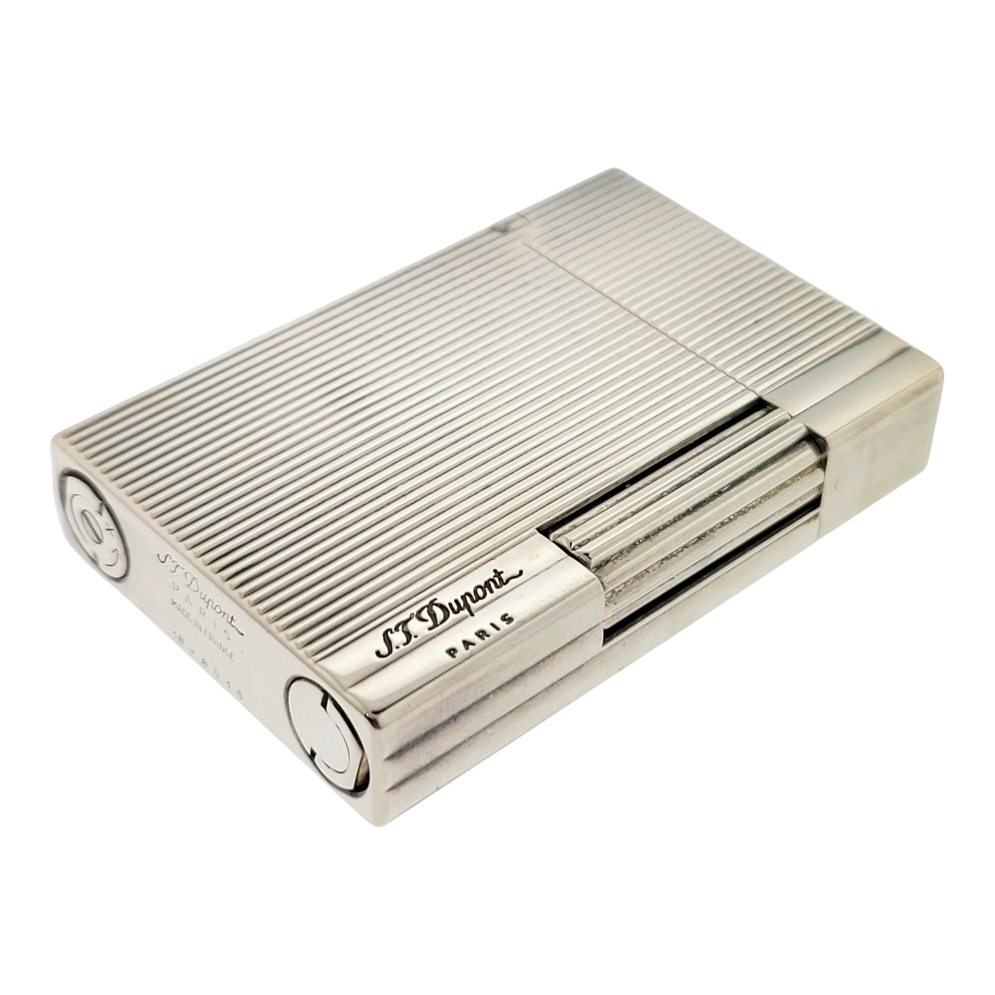Preowned S.T. Dupont Gatsby Palladium Vertical Lines Lighter, 018137-D2