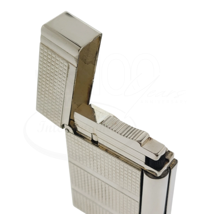 Preowned S.T. Dupont Gatsby Silver Horizontal Diamond Head Lines Lighter, 018140