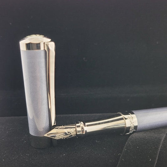 S.T. Dupont Liberte Pearly Grey and Palladium Shantung Fountain Pen, 460005