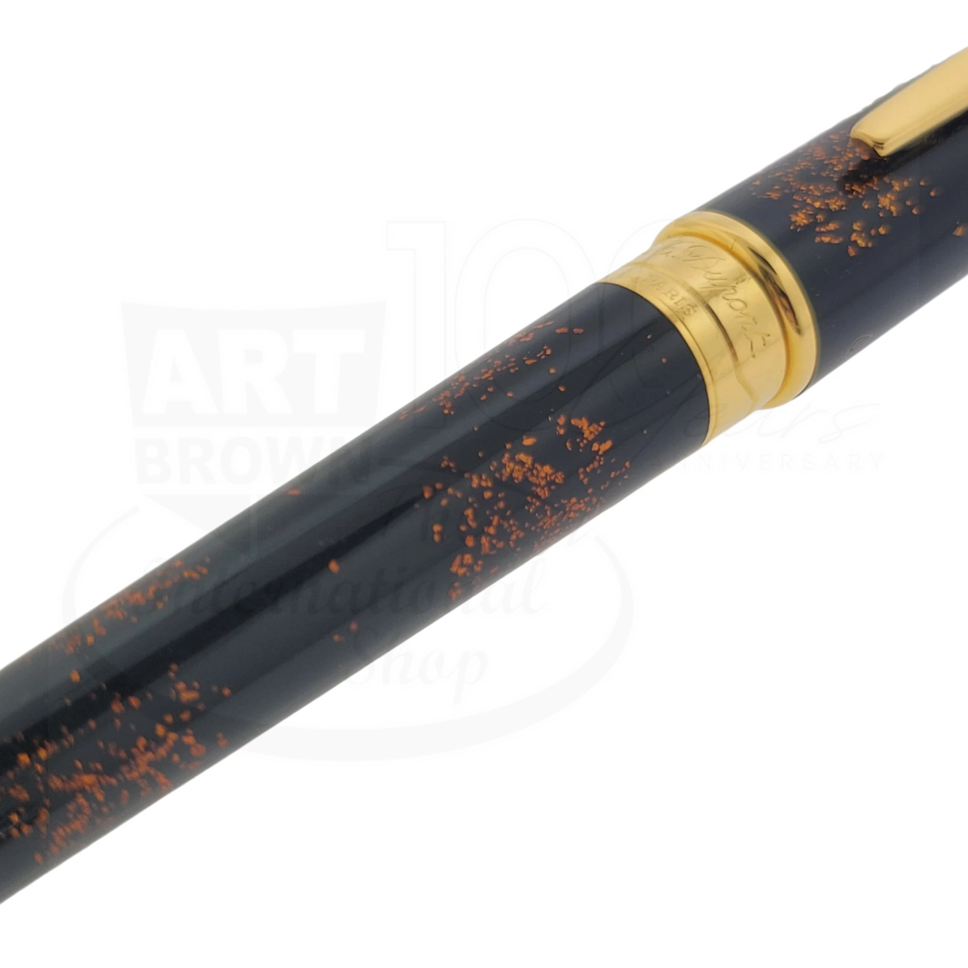 S.T. Dupont Olympio 482590 rollerball pen with deep black resin and gold dust finish, polished gold trim close-up