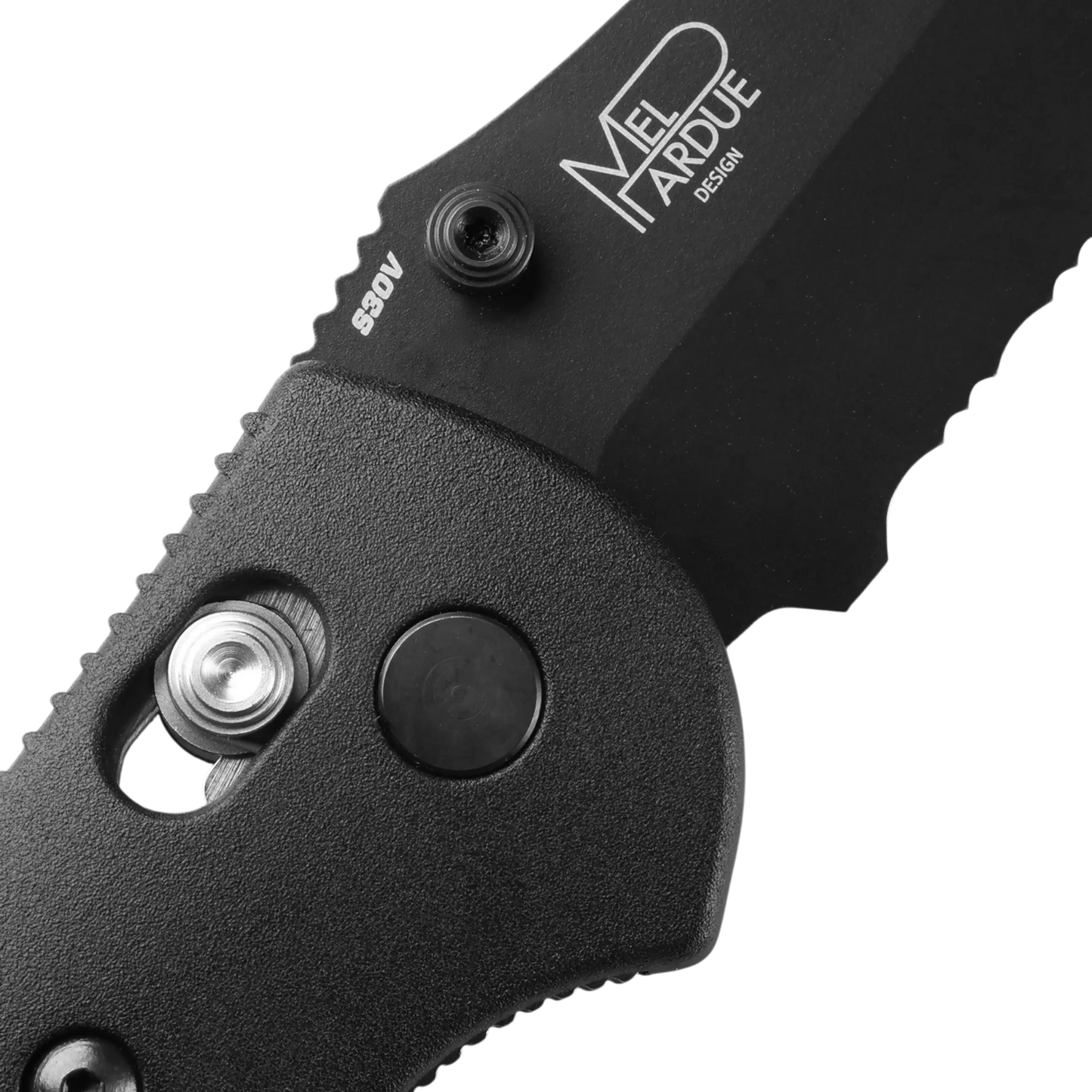 Benchmade Griptilian® Black Grivory® Serrated Drop-point