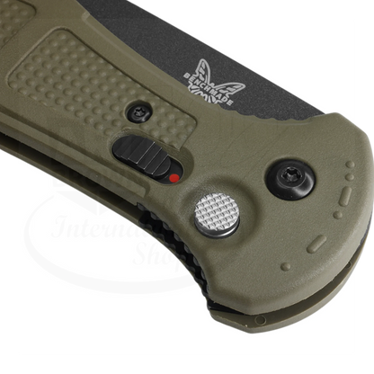 Benchmade Claymore Ranger Green Grivory® Drop Point Auto green handle close-up gallery 10 2048x2048 square